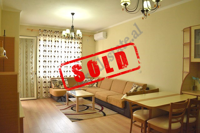 Apartament 1+1 ne shitje ne rrugen Karl Gega prane Bulevardit Zogu I ne Tirane.&nbsp;
Pocionohet ne